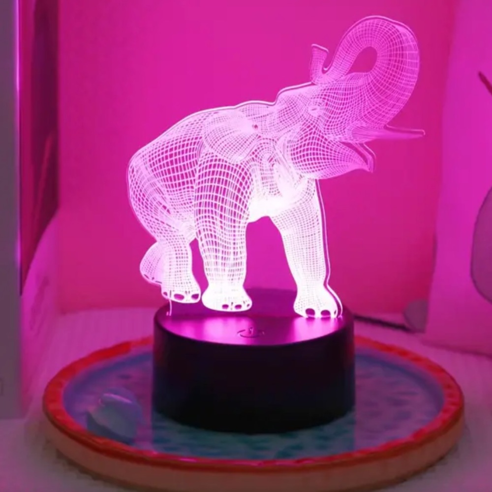 NEW IN BOX 🐘 USB POWERED 7-COLOR 3D ELEPHANT DESKTOP NIGHTSTAND NIGHTLIGHT LAMP - Picture 7 of 9